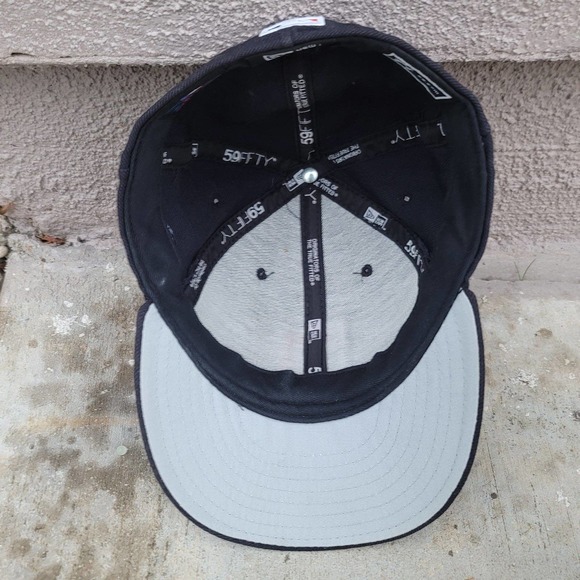 New Era San Diego Padres Fitted 100% Wool Hat - Picture 5 of 6